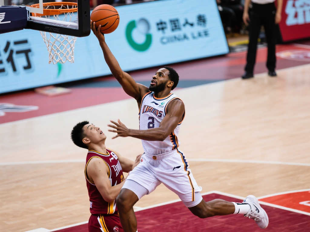 她不仅以教