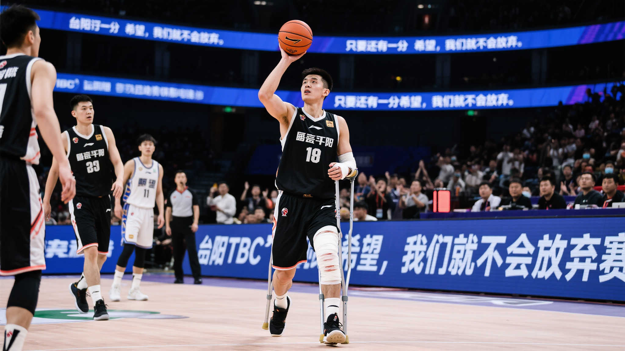 本泽马终于